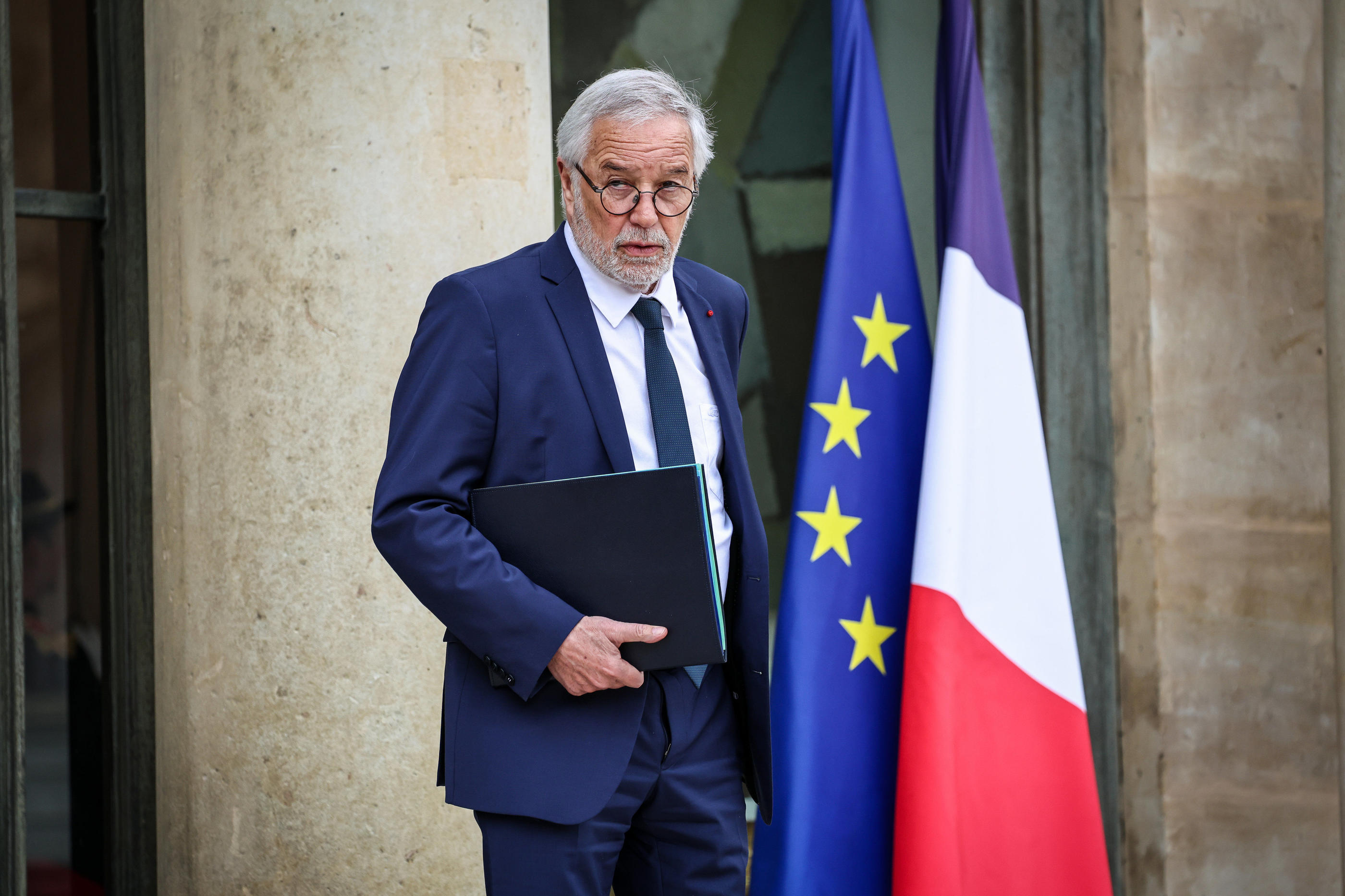 Autonomie de la Corse : le projet de réforme constitutionnelle met  l'exécutif sous pression - Le Parisien