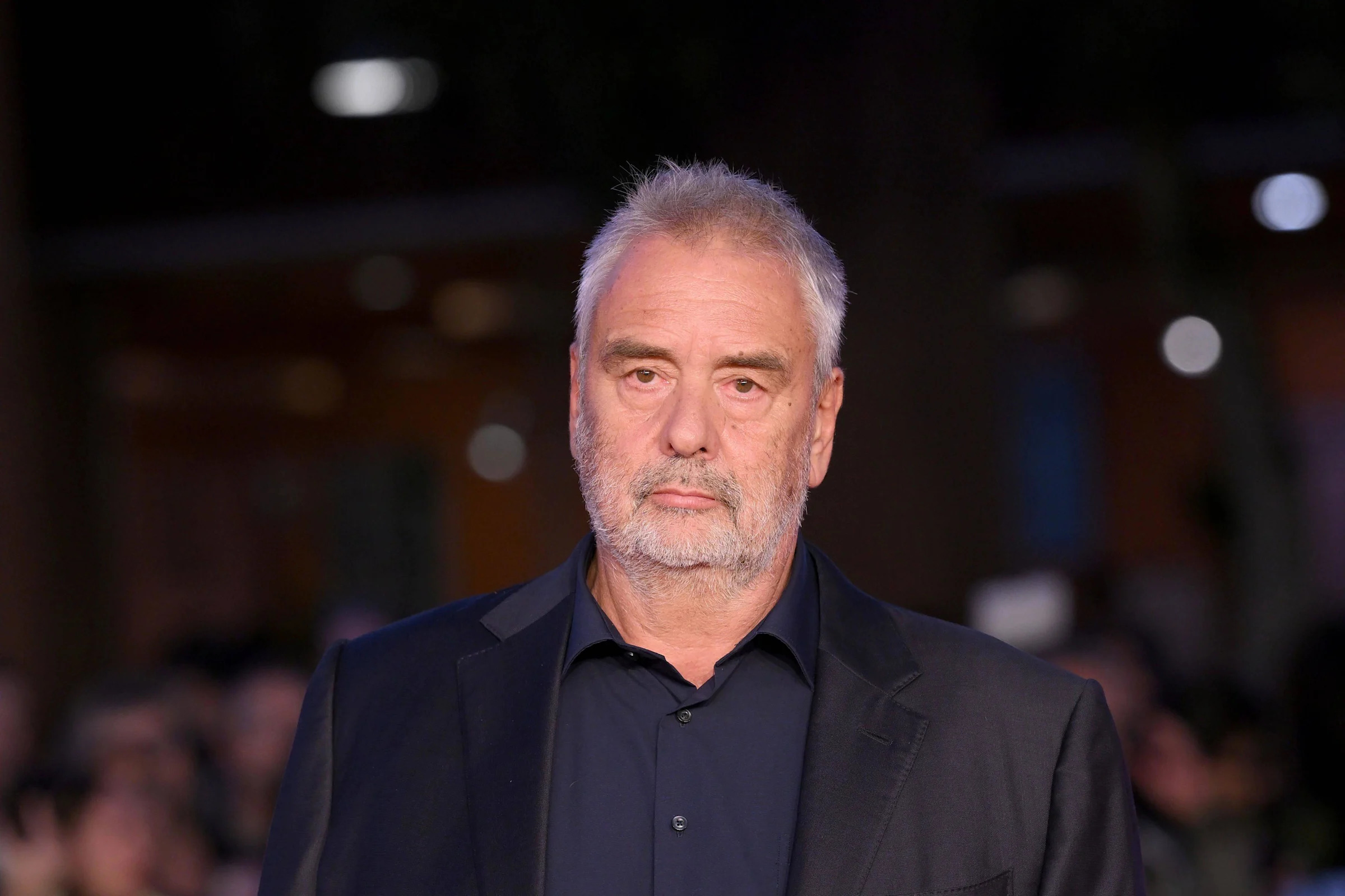 Accusations de viol contre Luc Besson : la justice pourrait rouvrir  l'enquête après de nouvelles analyses ADN - Yahoo Actualités France