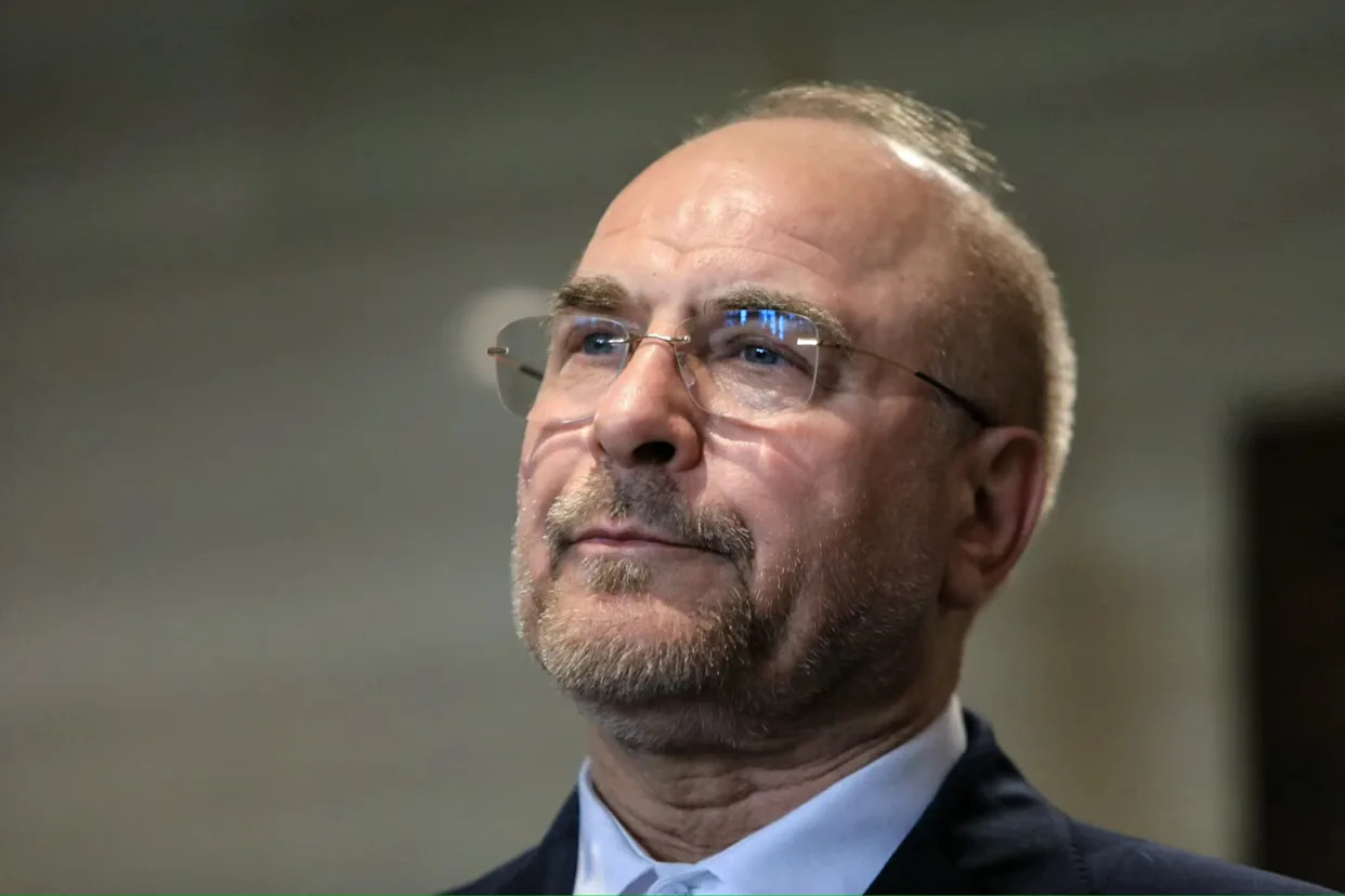 Guerre au Moyen-Orient: le négociateur en chef de l'Iran affirme que le  détroit d'Ormuz sera administré par Téhéran - Yahoo Actualités France