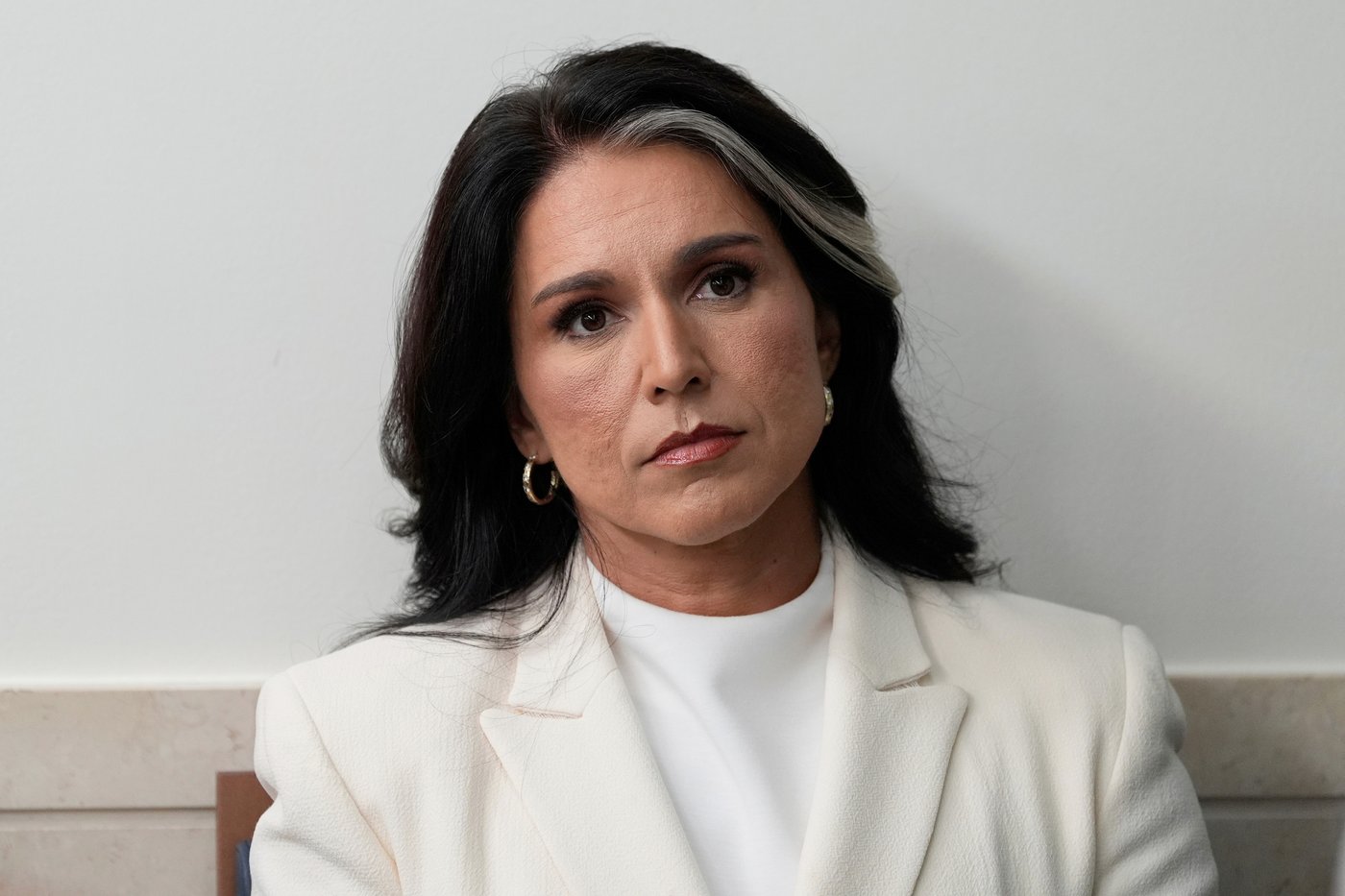 Tulsi Gabbard quitte son poste de directrice du renseignement national des  É.-U. - Yahoo Actualités France