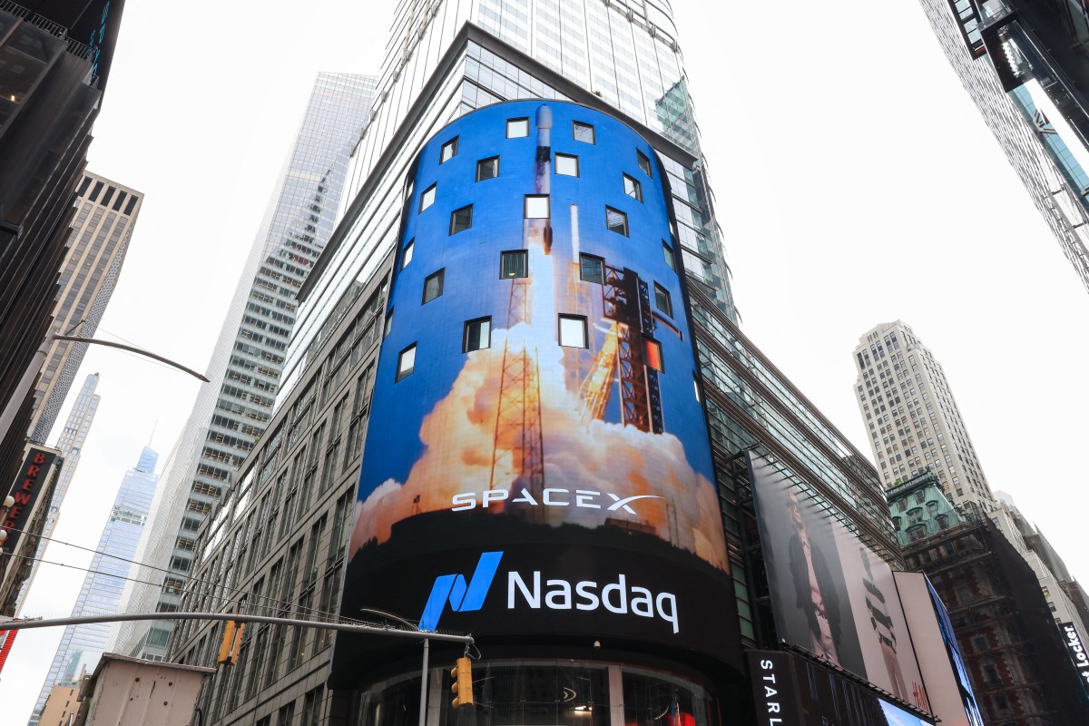 Accusant une troisième séance de baisse d'affilée avec un repli de 17% en  cumulé, SpaceX efface plus de 450 milliards de dollars de valeur en Bourse  - BFM Bourse