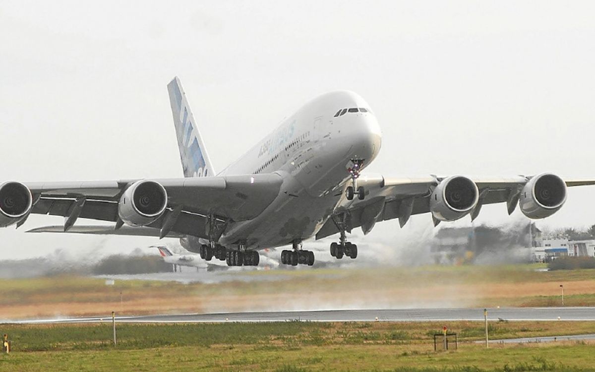 Airbus. Des risques de fissures détectés sur les ailes des A380 | Le  Télégramme