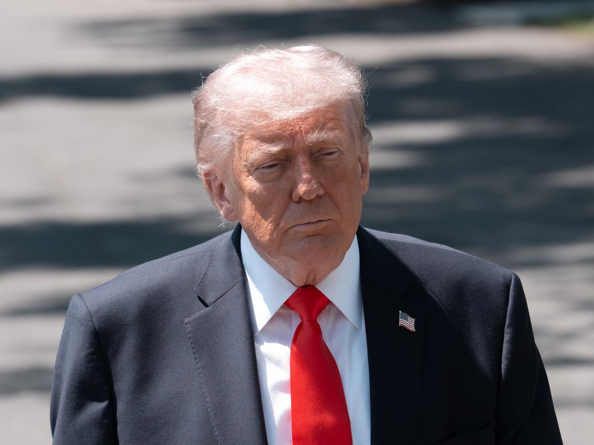 Donald Trump affirme dans une lettre au Congrès américain que les  "hostilités" contre l'Iran sont "terminées", avec le cessez-le-feu en  vigueur – franceinfo