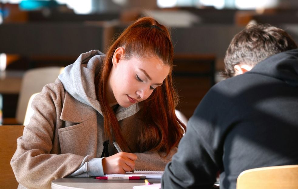 Université : Un master à 1.500 euros… Des syndicats étudiants s'inquiètent  d'une possible hausse de frais d'inscription