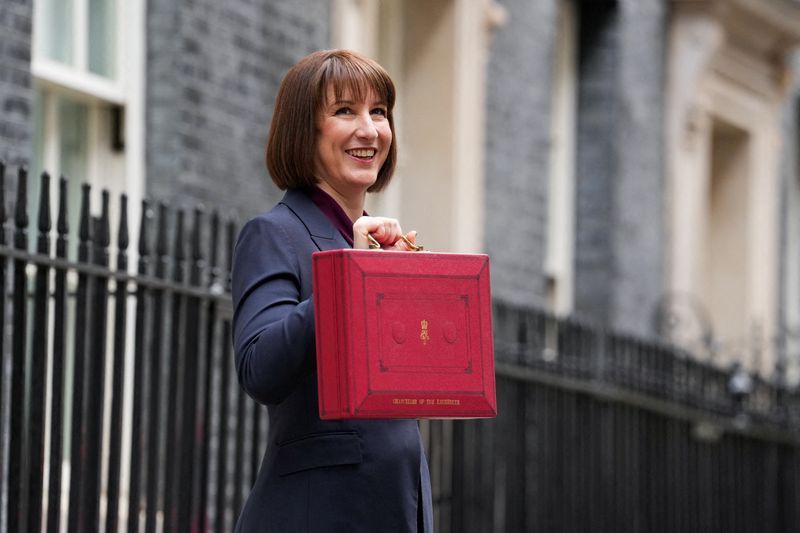 La ministre britannique Rachel Reeves annonce une augmentation de 22,6  milliards de livres sterling du budget des services de santé | Zonebourse