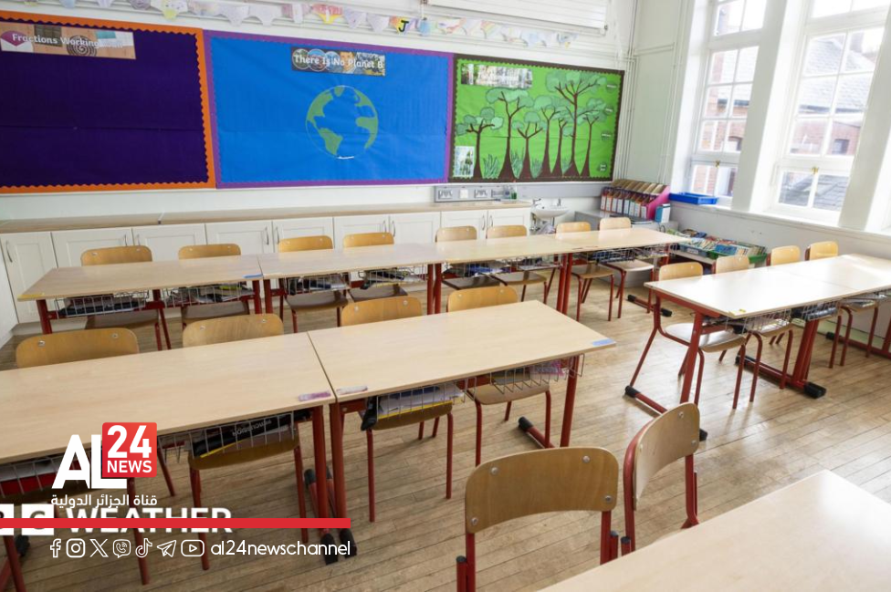 La chaleur anormale entraîne la fermeture d'écoles au Royaume-Uni – AL24  News