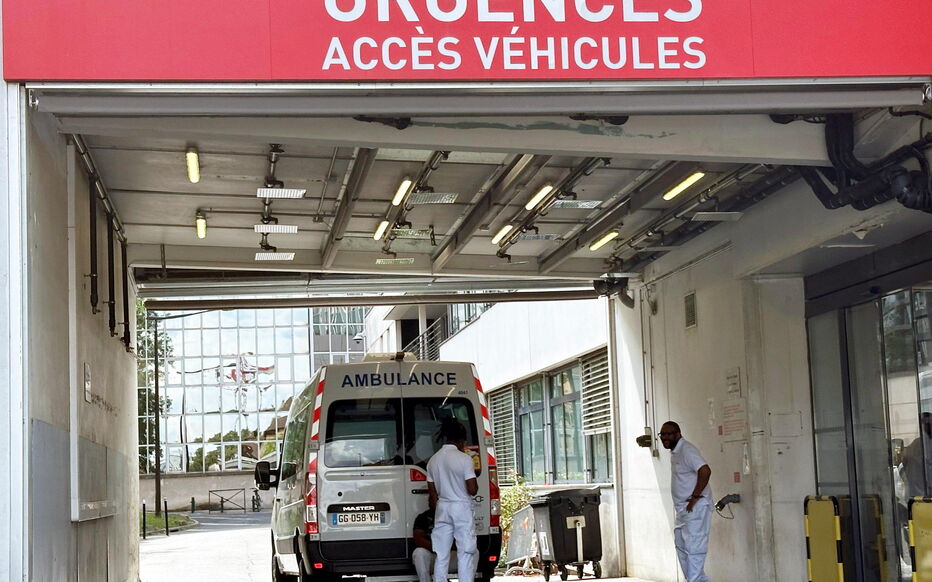 Canicule : les appels au Samu bondissent de 30 à 40 %, les urgences  redoutent les prochains jours - Le Parisien