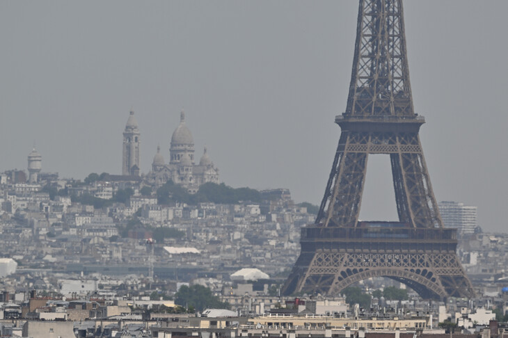 France /Canicule : plus de 6 000 écoles perturbées, le brevet maintenu sous  aménagements