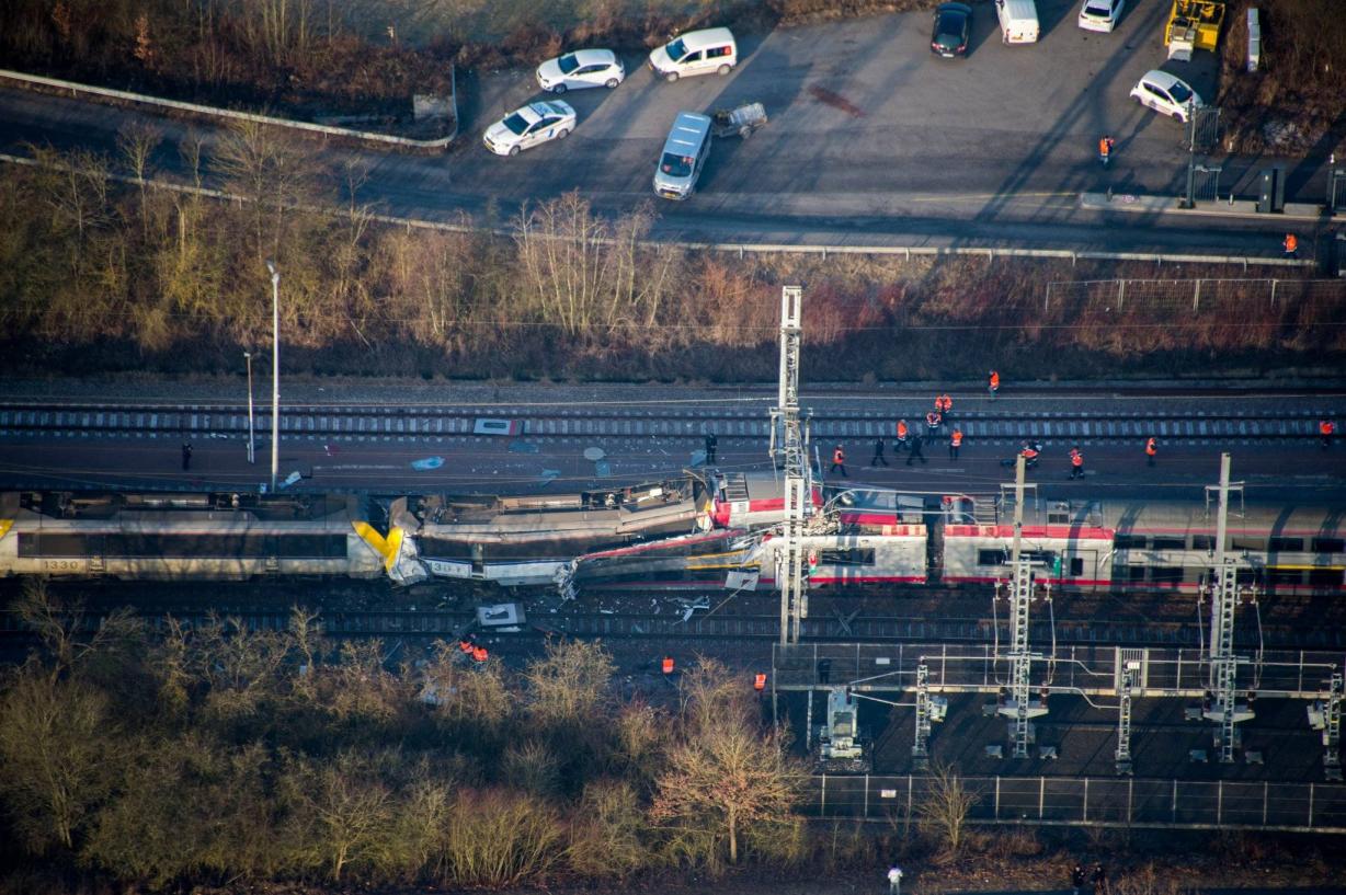 LORACTU.fr - Un signal d'arrêt franchi par le TER voyageurs avant la collision  mortelle