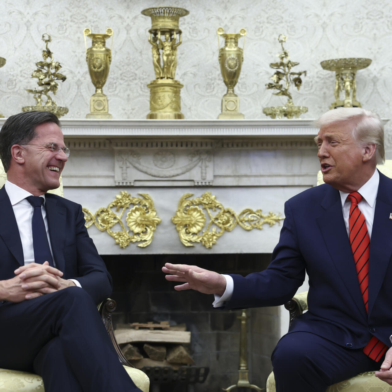 "Grand succès" : Trump révèle les éloges du chef de l'Otan après l'attaque  contre l'Iran - France 24
