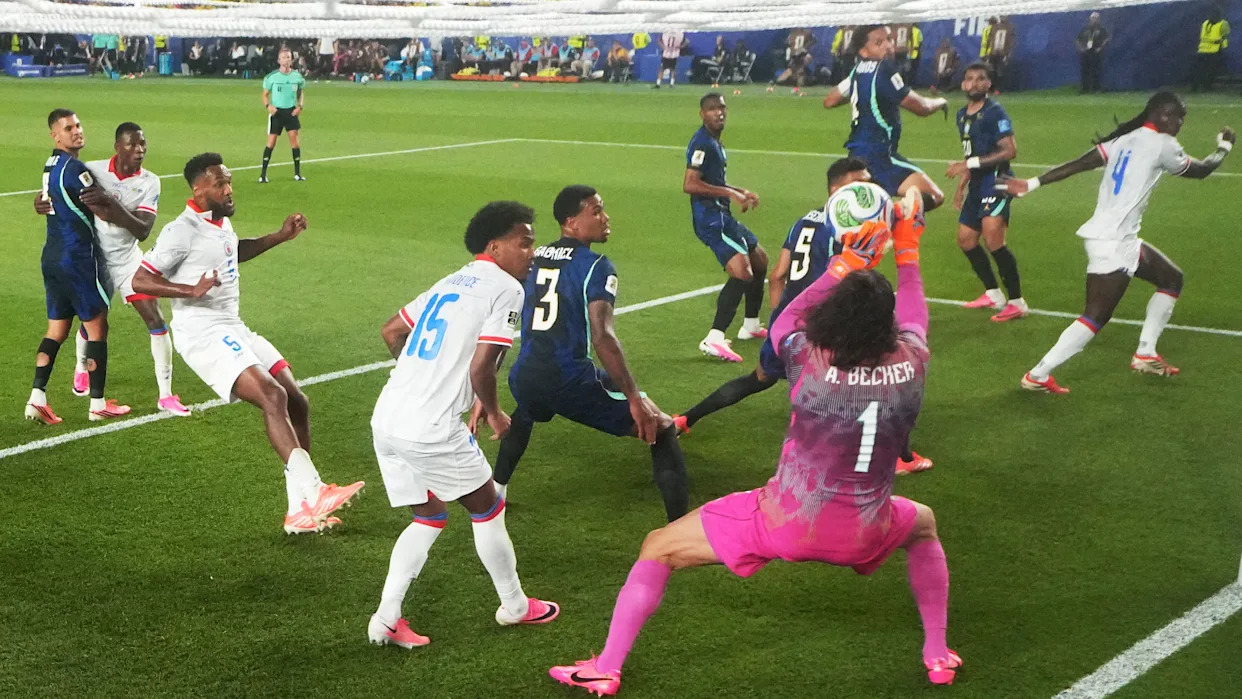 Avant d'affronter le Maroc, pourquoi Haïti a-t-il été la première équipe  officiellement éliminée de la Coupe du monde ? - Yahoo Actualités France