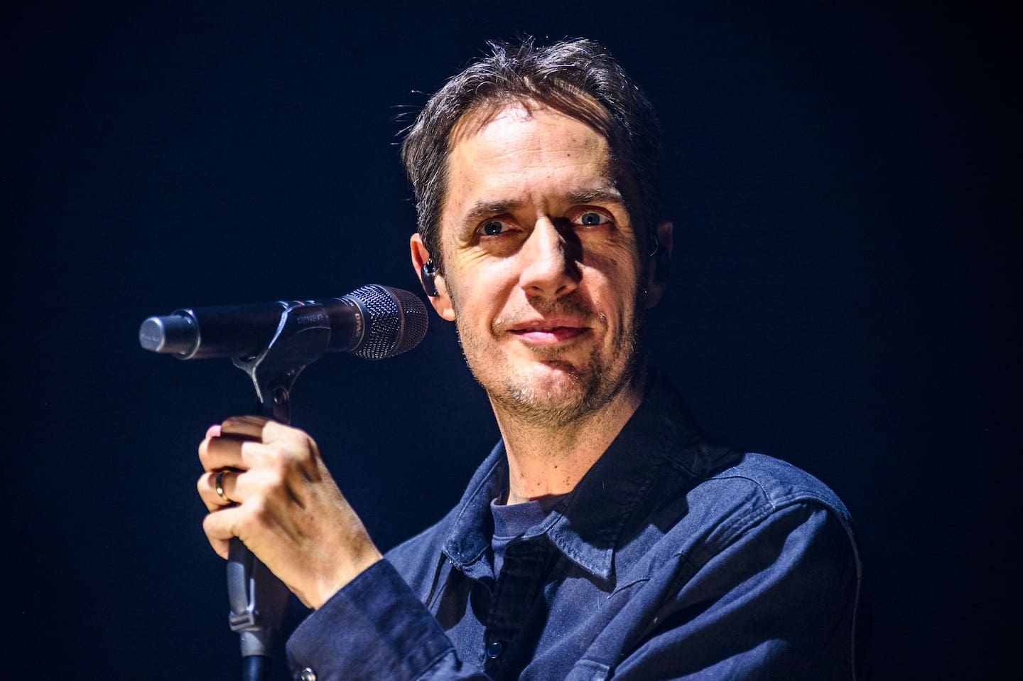 Harcèlement de la chanteuse Hoshi : le chroniqueur Fabien Lecœuvre obtient  la modification d'une chanson de Grand Corps Malade – Libération