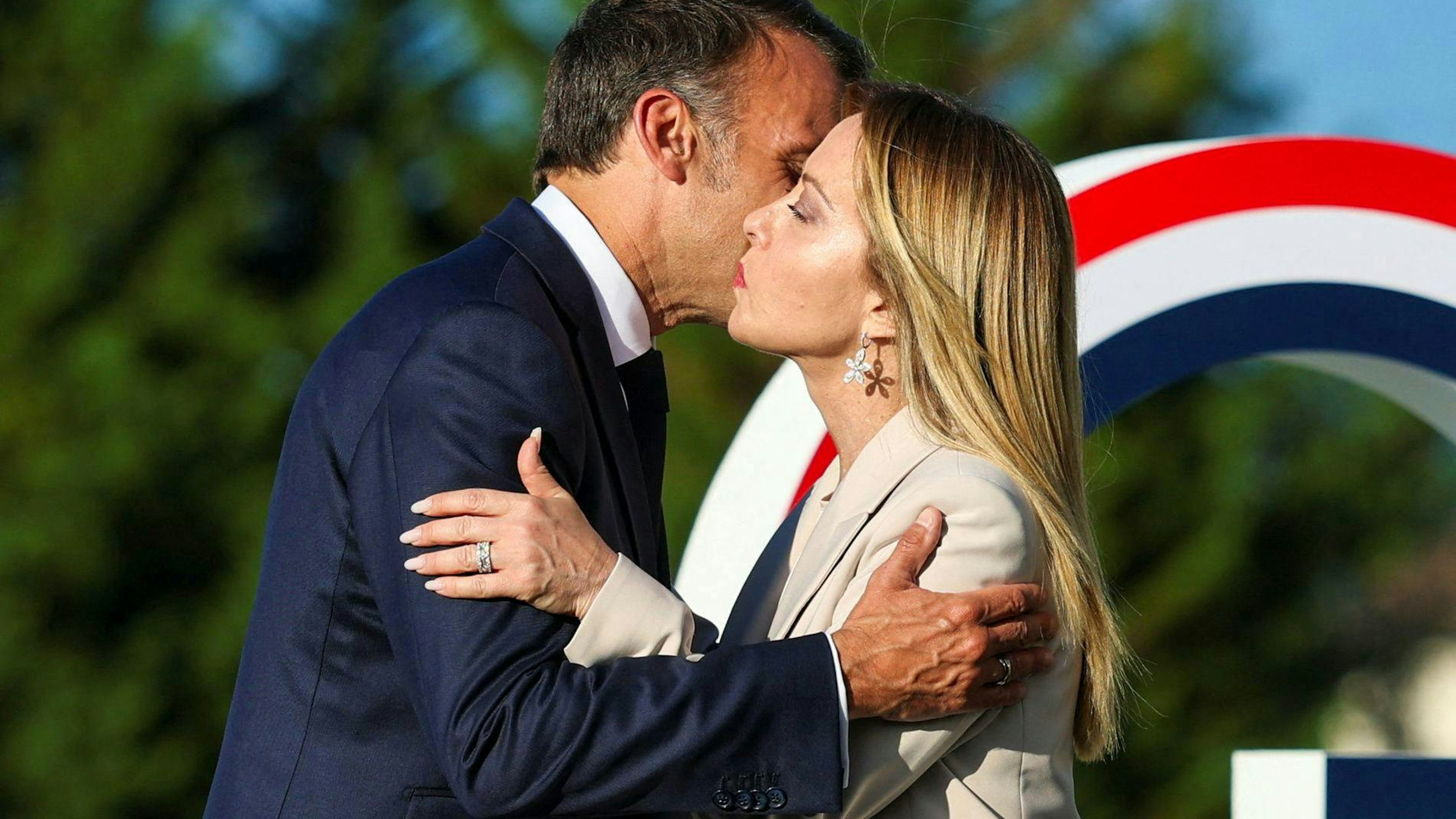 Après les crises, Macron et Meloni tentent le pari de l'unité européenne