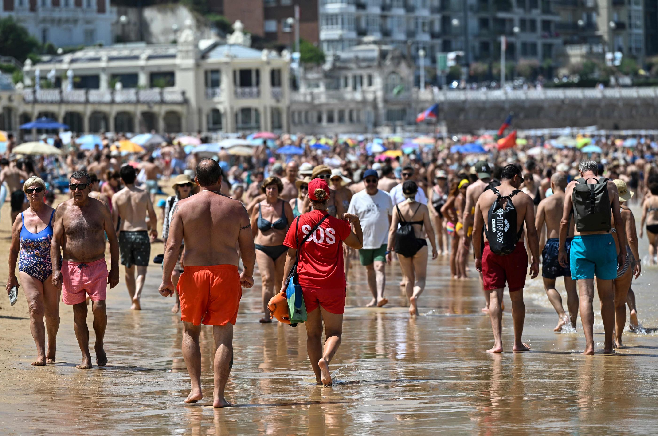 Chaleur extrême » au Royaume-Uni, plus de 40 degrés en Espagne… L'ouest de  l'Europe frappé par la canicule - Le Parisien