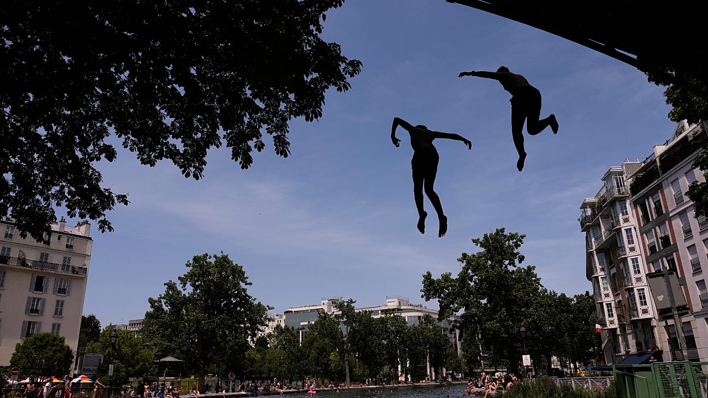 Canicule: alertes rouges en Europe, record en France et 40 morts par noyade  | Euronews