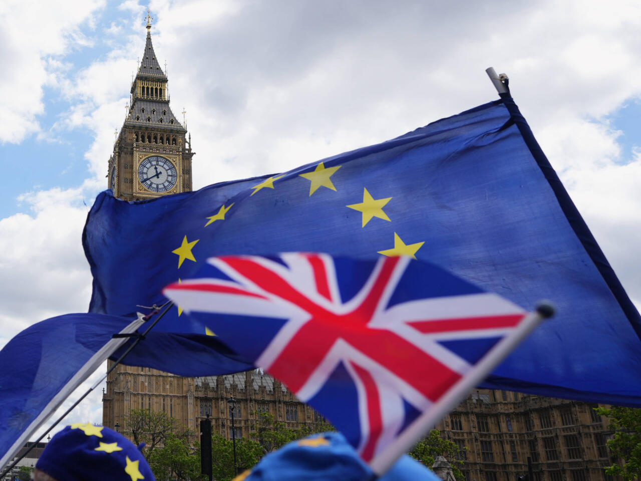 Des dégâts considérables" : dix ans après, le Brexit continue de plomber  l'économie britannique - France 24