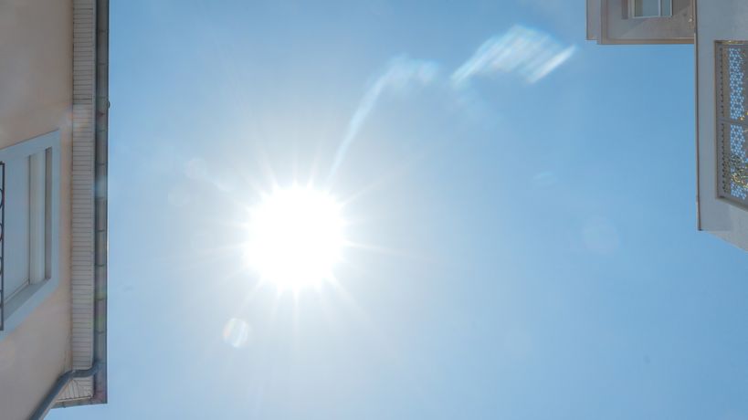Canicule : les hôpitaux saturés, la consommation et la vente d'alcool  interdites à Paris vendredi... Revivez la journée du jeudi 25 juin | TF1  Info