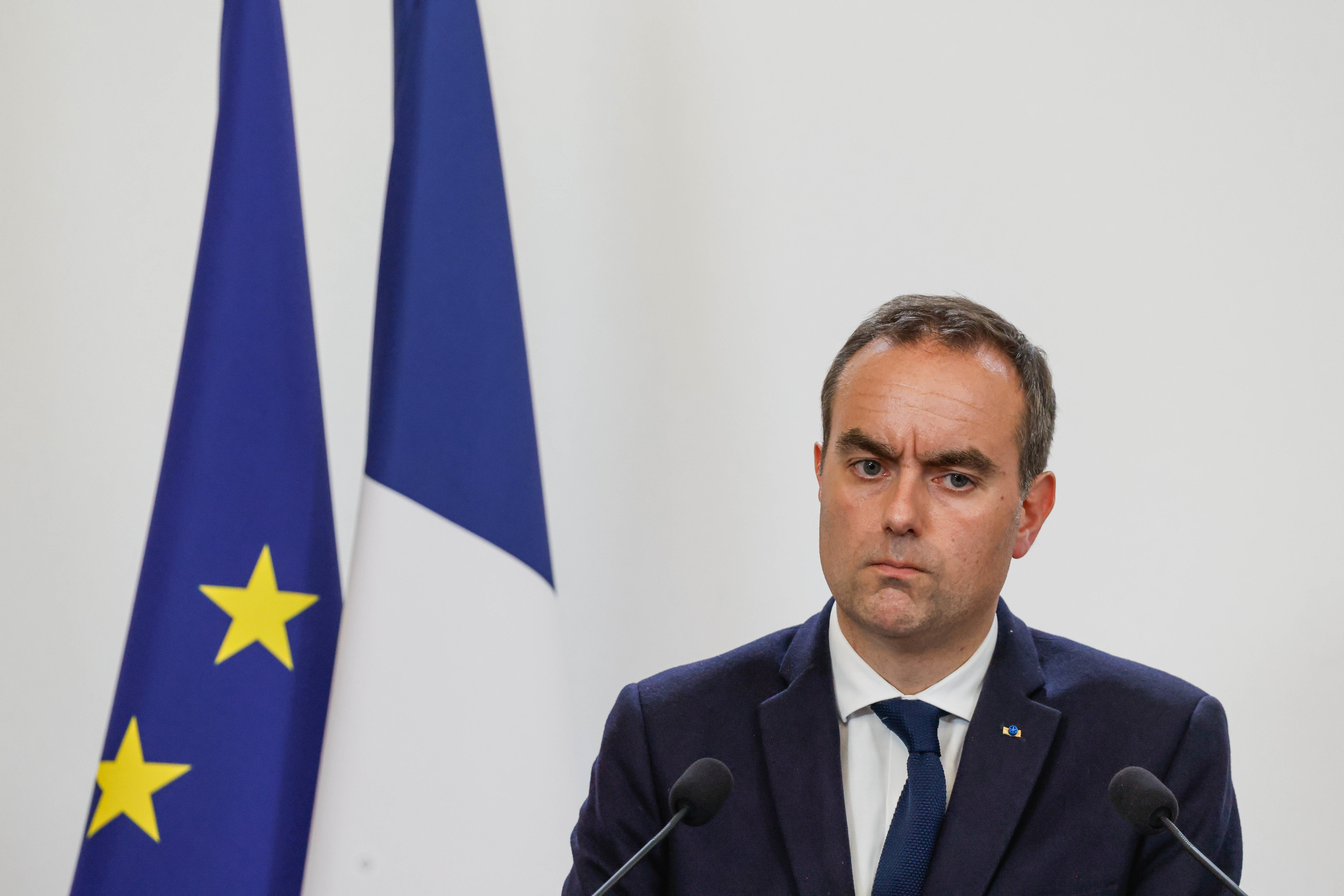 Canicule : Lecornu confirme un doublement de l'enveloppe pour la rénovation  énergétique des hôpitaux dans un courrier aux maires - Le Parisien