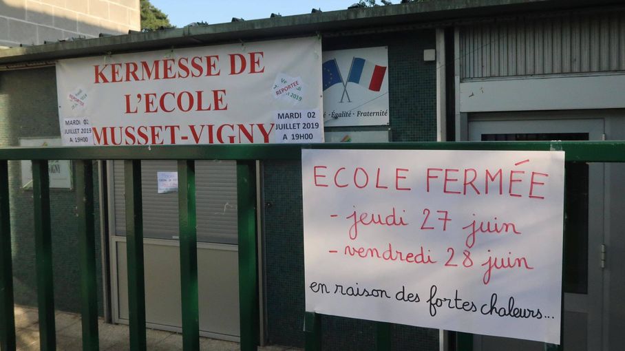 Renvoyer les élèves à la maison pendant la canicule "crée des compléments  d'inégalités et des ruptures d'apprentissage", déplore la FCPE de Paris –  franceinfo