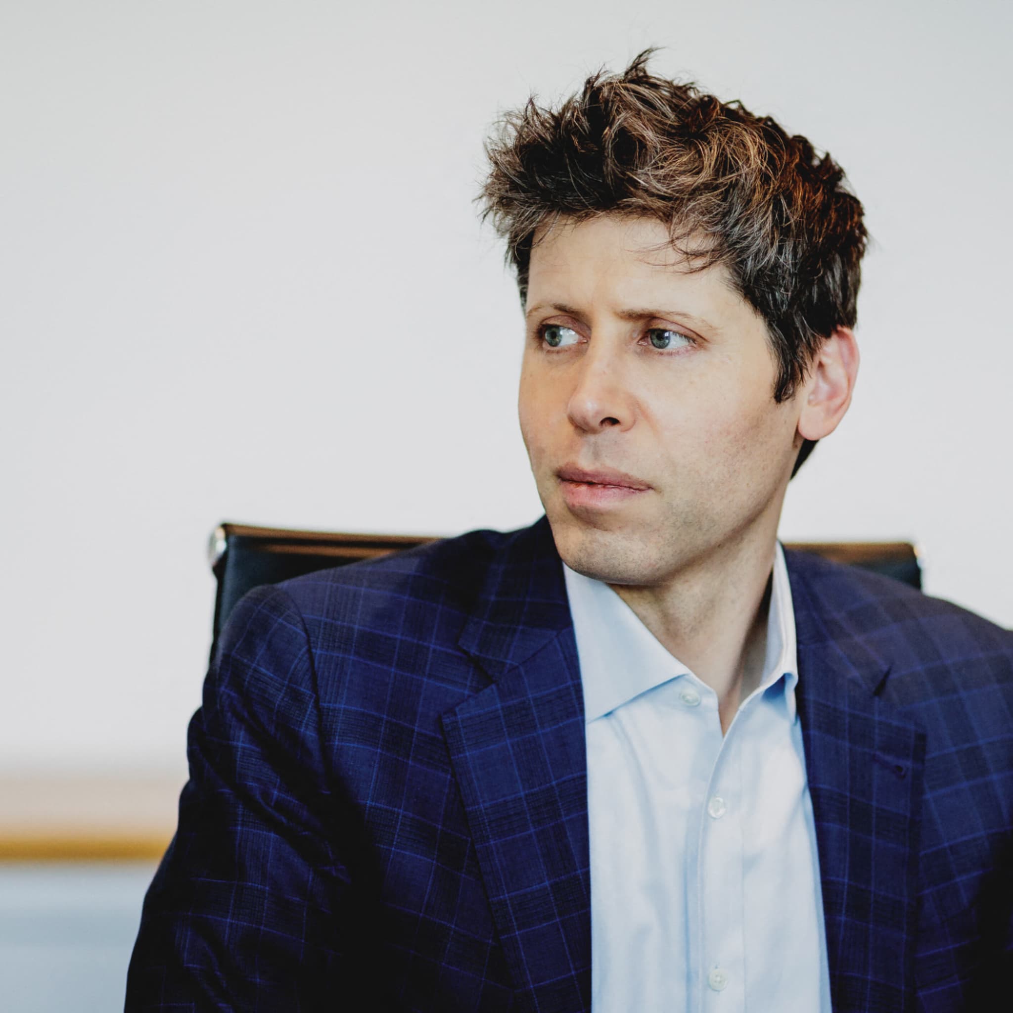 Alors qu'Anthropic est en conflit ouvert avec l'administration Trump, Sam  Altman, patron d'OpenAI, reconnaît qu'il ne pourra pas contrôler  l'utilisation que le Pentagone fera de son IA