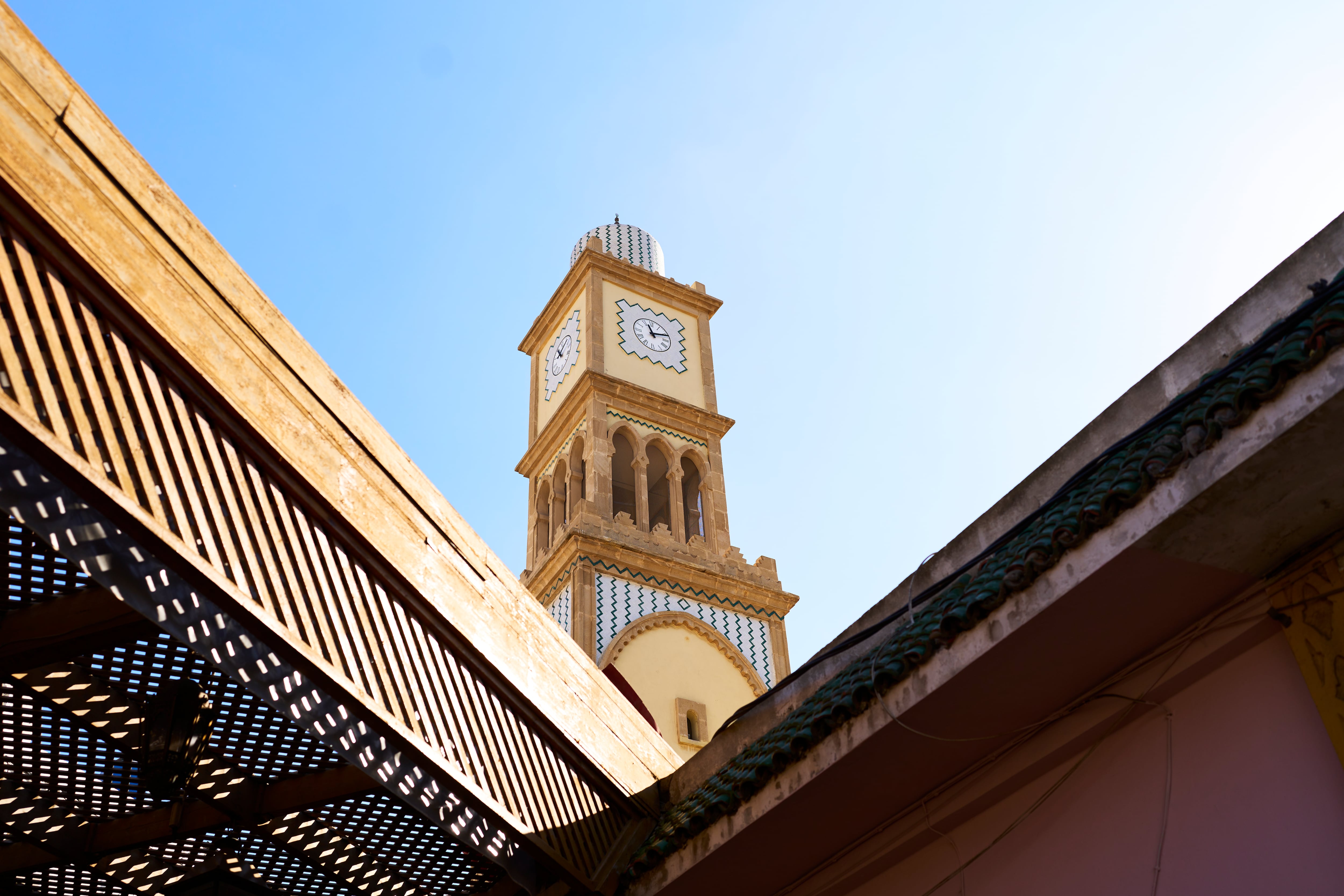 Le Maroc reviendra à l'heure GMT le 20 septembre après de vifs débats –  Libération