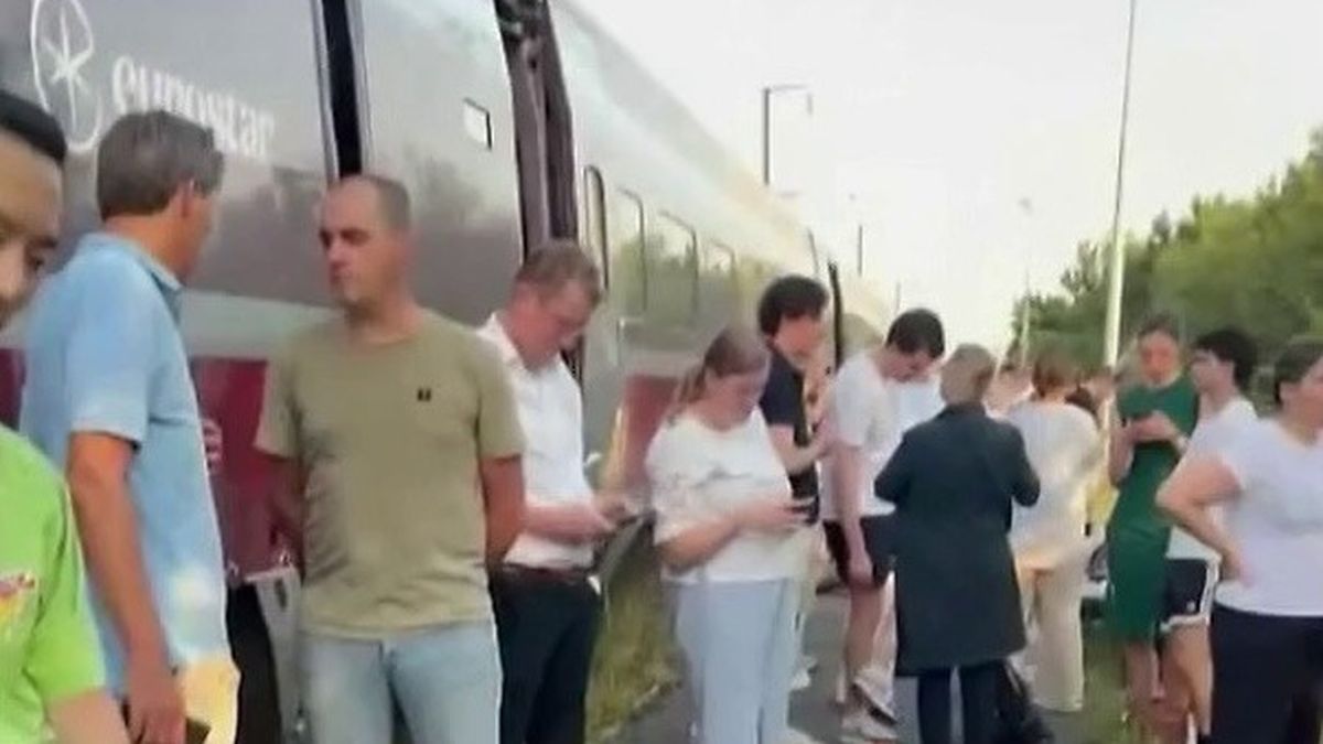 Un Eurostar arrive à destination avec 8 heures de retard en pleine canicule  – franceinfo