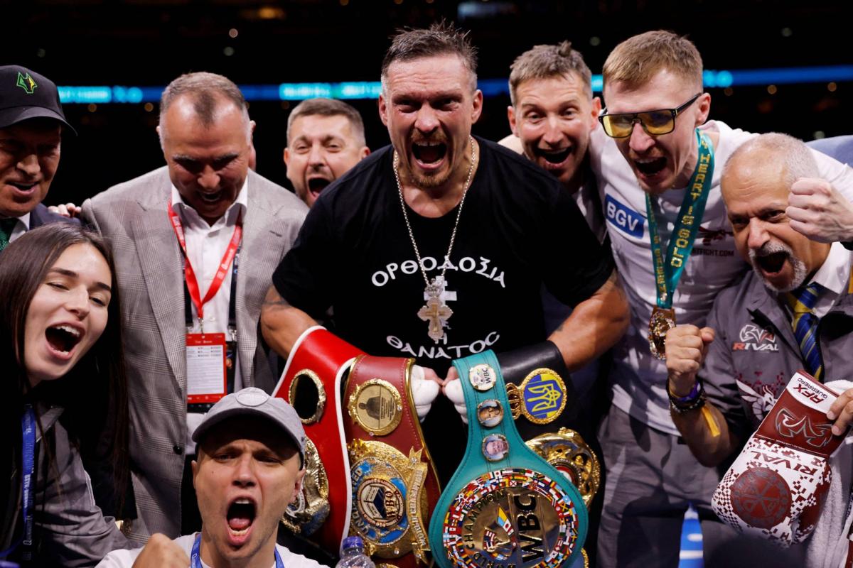 Oleksandr Usyk abandonne le titre WBO des poids lourds