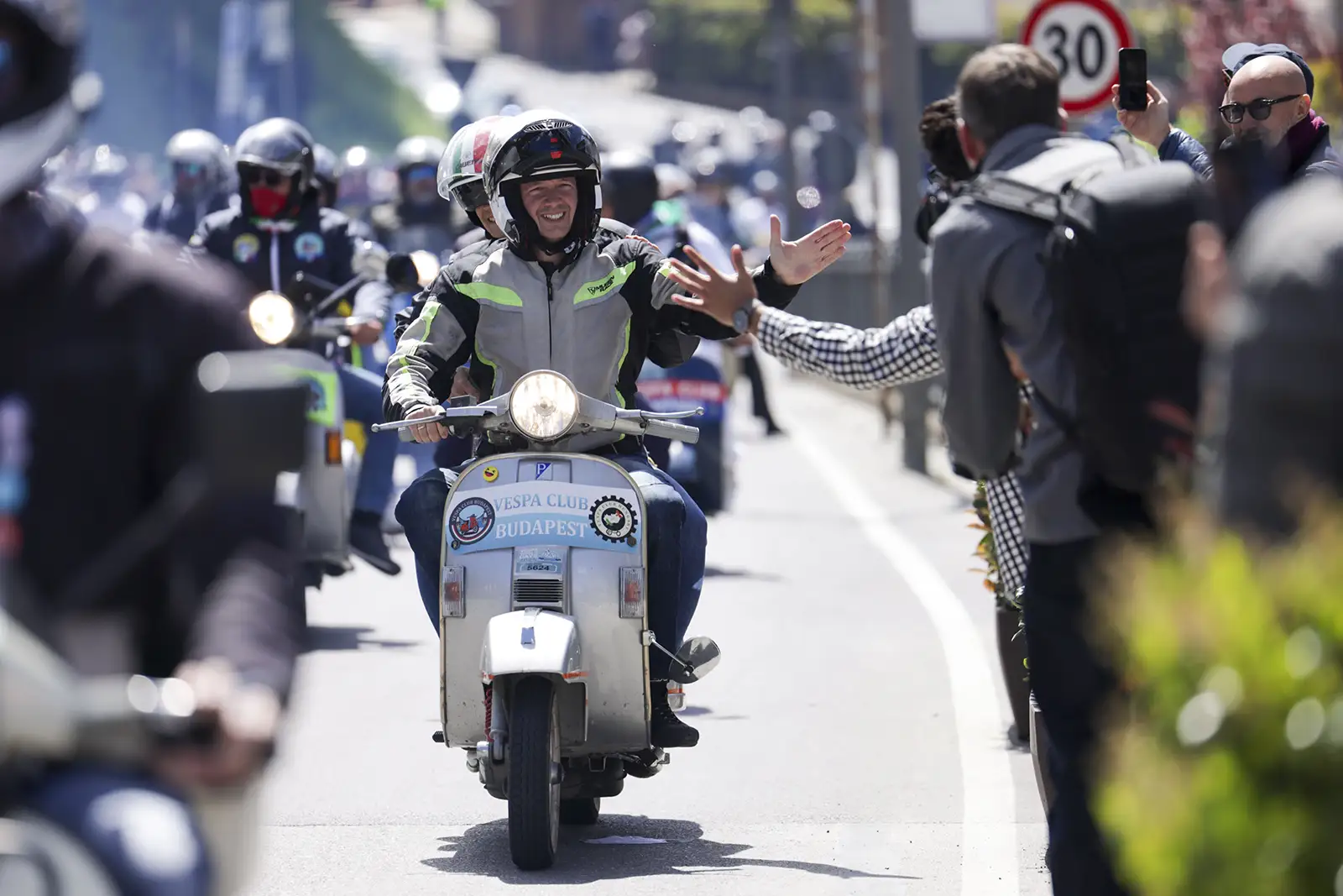 Vespa fêtera ses 80 ans à Rome en juin 2026 - Urbaanews...