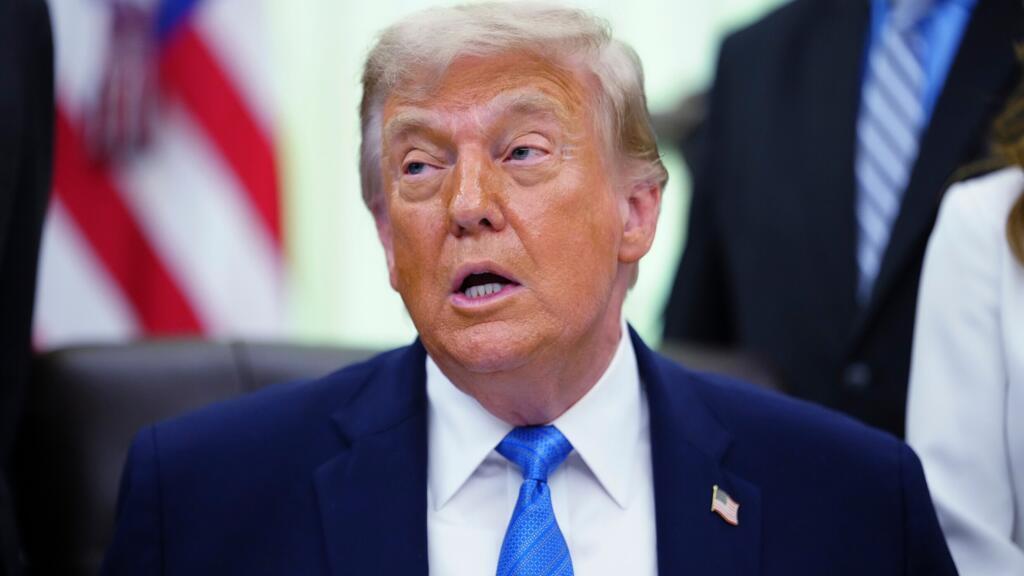Après les menaces de Donald Trump, Washington frappe de nouveau l'Iran -  France 24
