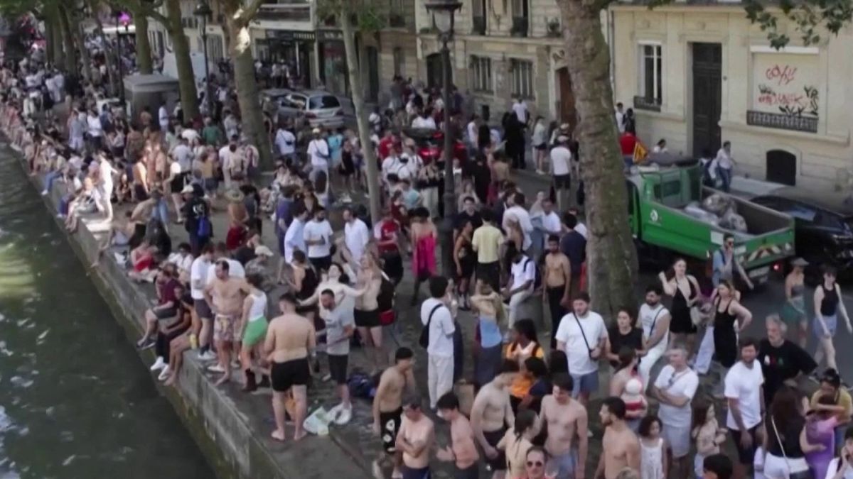 Alcools, festivals… Les interdictions se succèdent face à la canicule –  franceinfo
