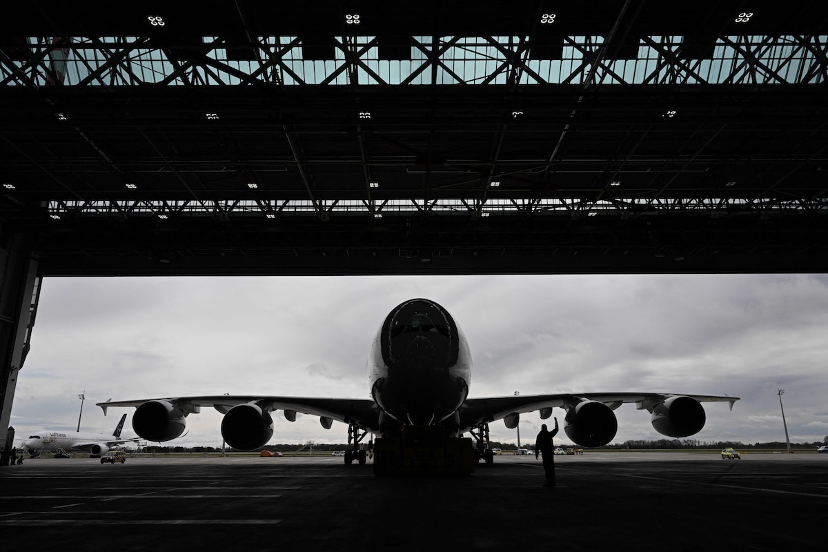 La BEI va prêter 3 milliards d'euros à Airbus, "un montant inédit" - La  Libre