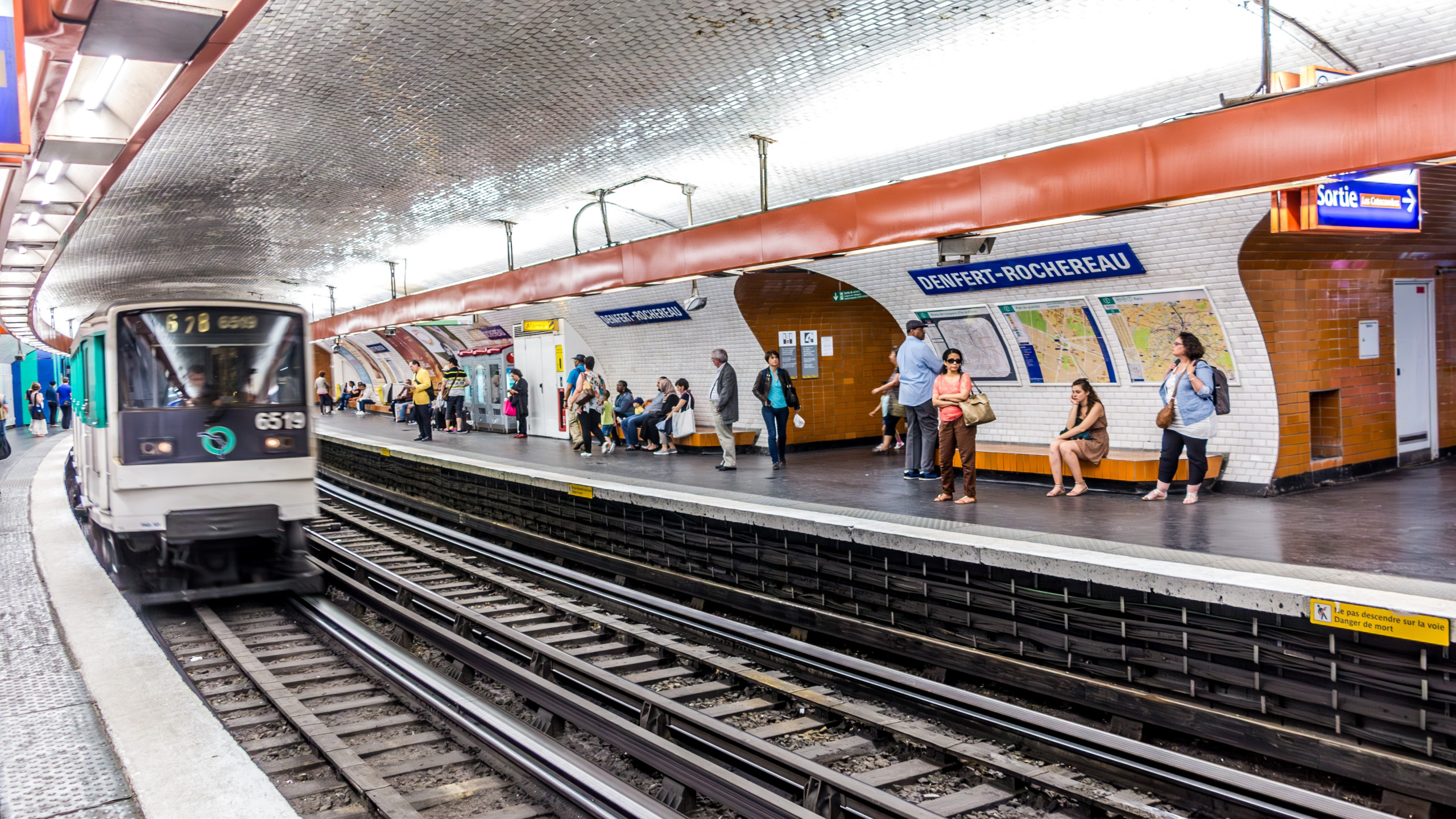 Canicule en Île-de-France: des trains ralentis et et supprimés ce mercredi  - Île-de-France