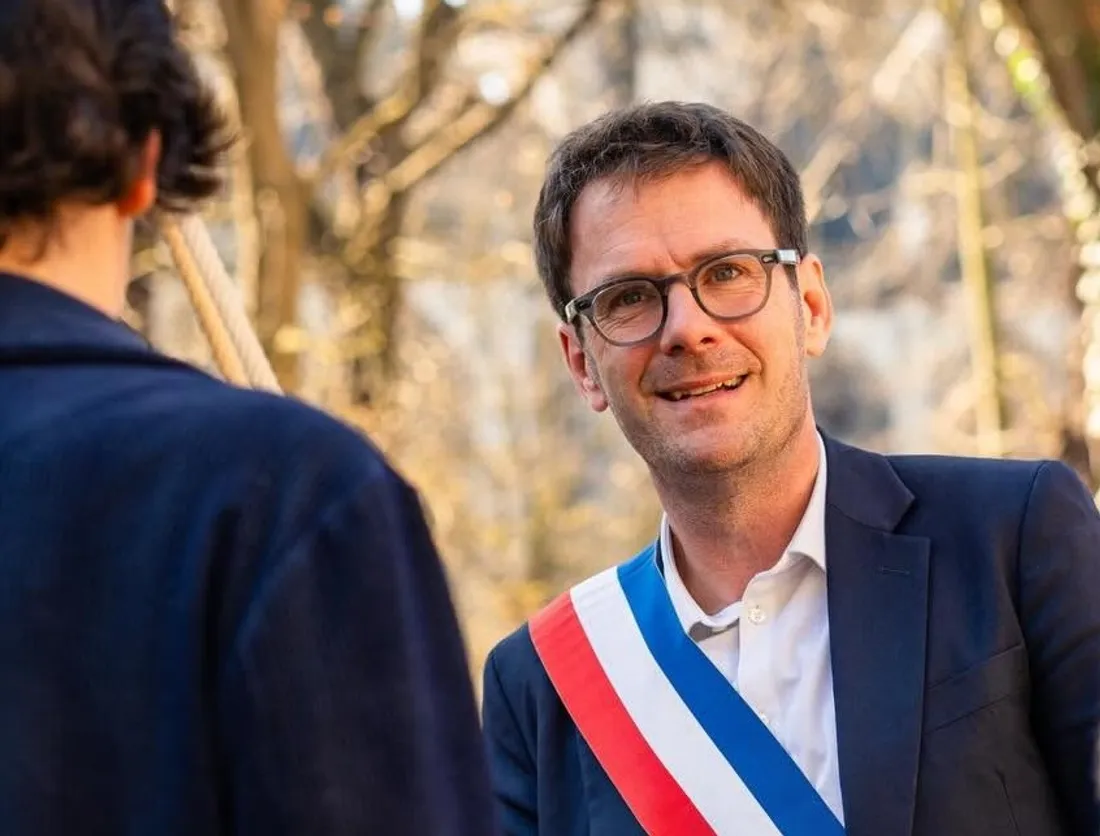 Rouen : Nicolas Mayer-Rossignol révèle une récivide de son cancer
