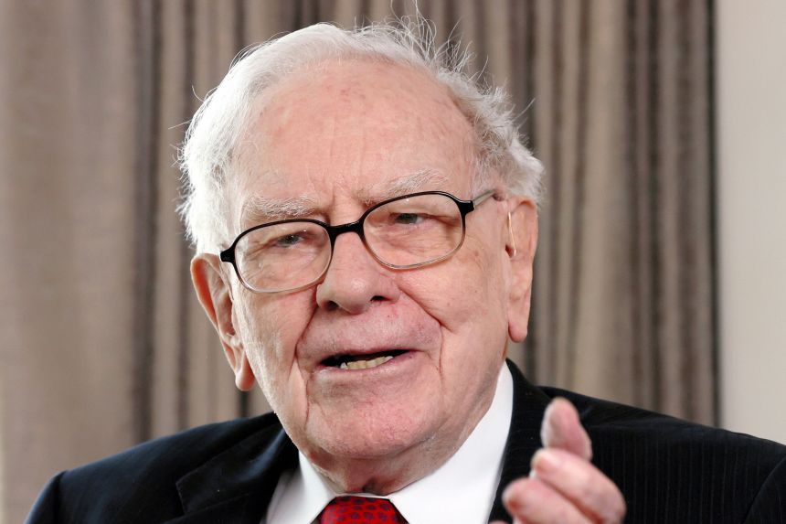 Buffett says he doesn't regret his donations to the Gates Foundation  despite Epstein scandal | CNN Business