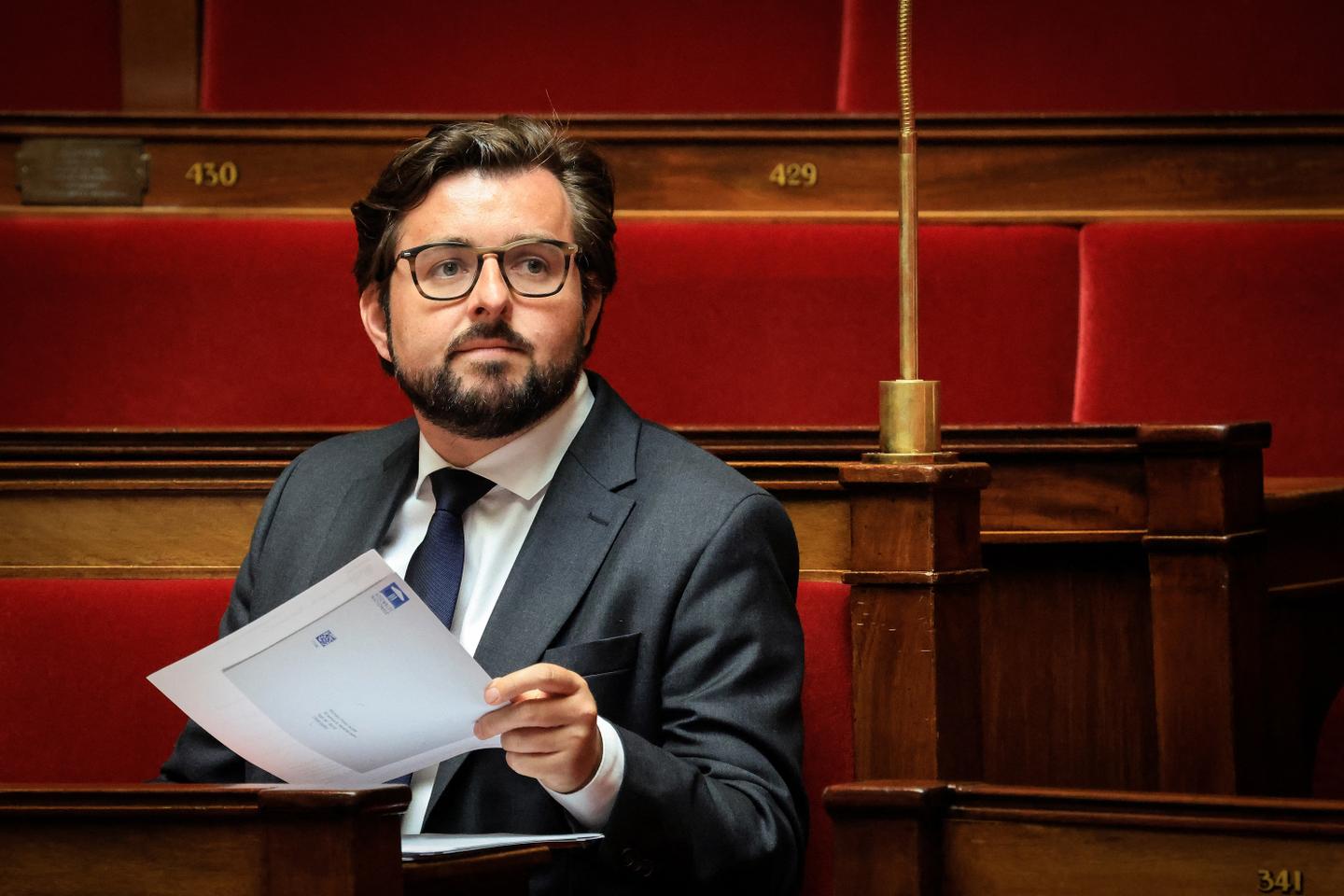 Présidentielle 2027 : « Je serai candidat à la primaire interne du PS »,  annonce le député Philippe Brun