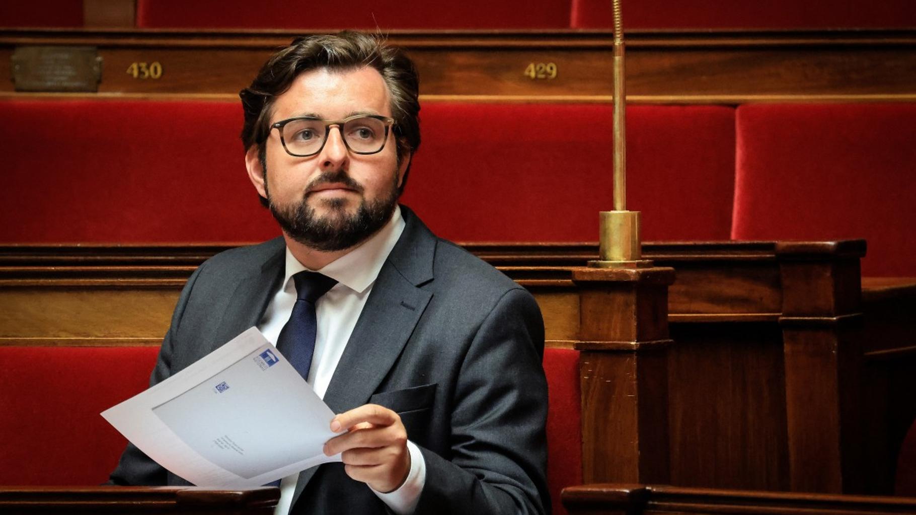 Chez les socialistes, le député Philippe Brun se lance à son tour dans la  course à la présidentielle