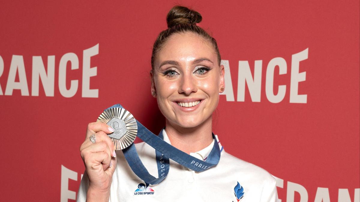 Inquiétude autour d'Anastasiia Kirpichnikova : que devient la nageuse  franco-russe médaillée aux JO de Paris 2024 dont on est sans nouvelle depuis  3 mois ?