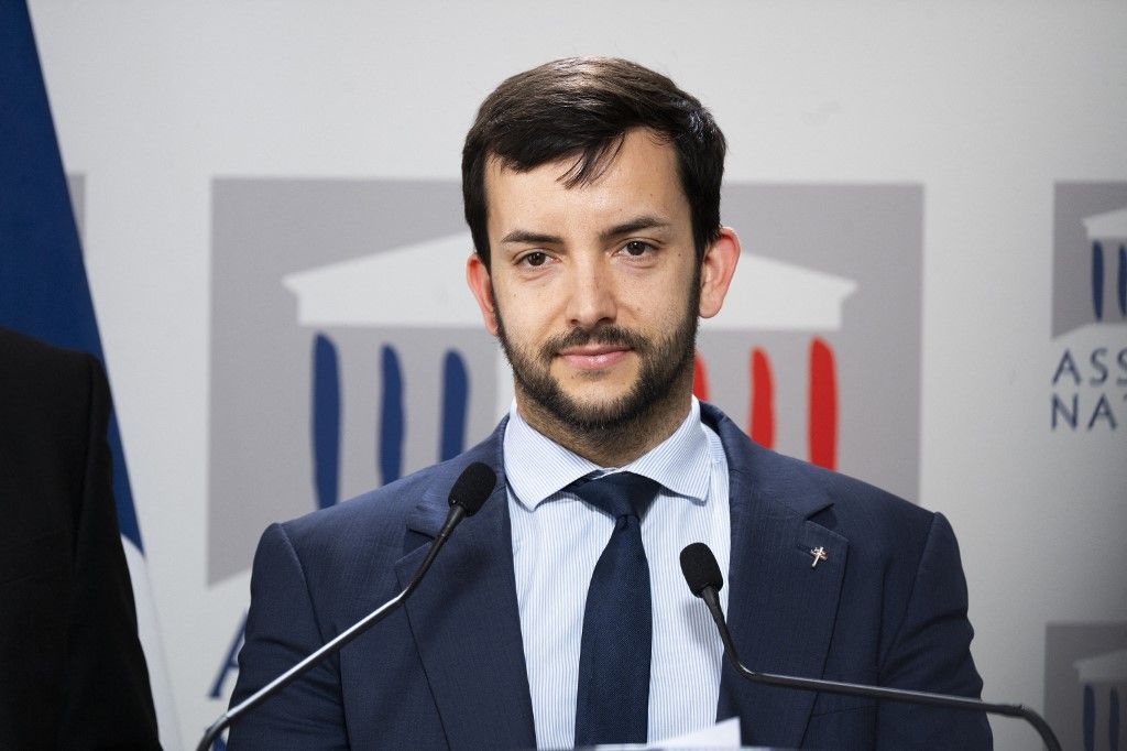 Canicule : le RN propose un plan à 20 milliards d'euros pour climatiser la  France