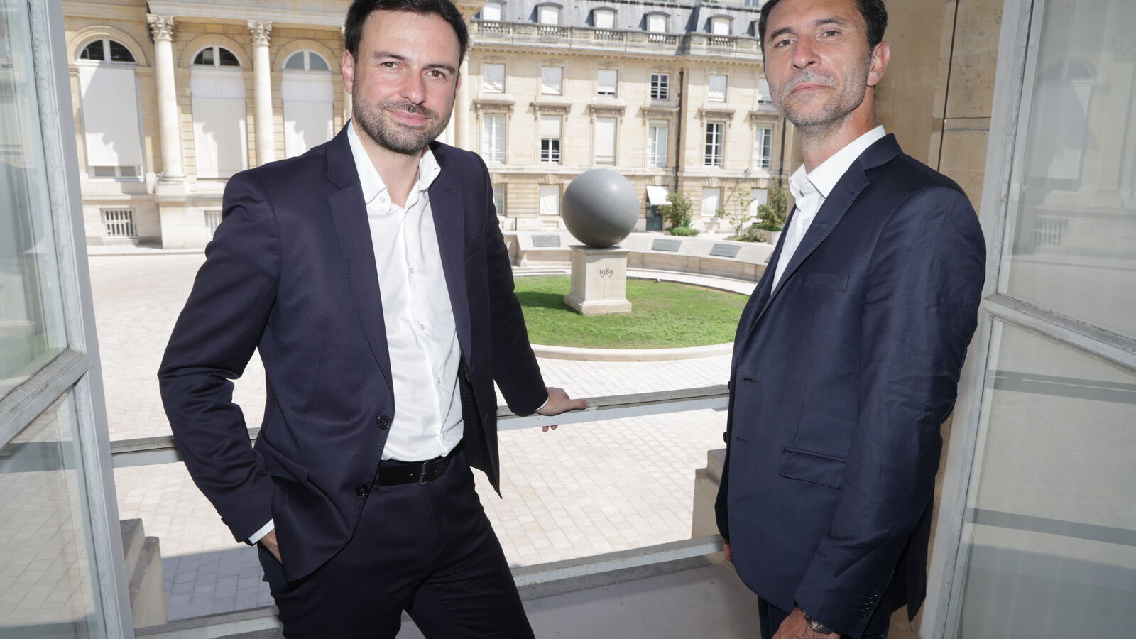Il fallait prendre ce pari » : comment deux députés ont fait entrer les  ovnis à l'Assemblée nationale - Le Parisien