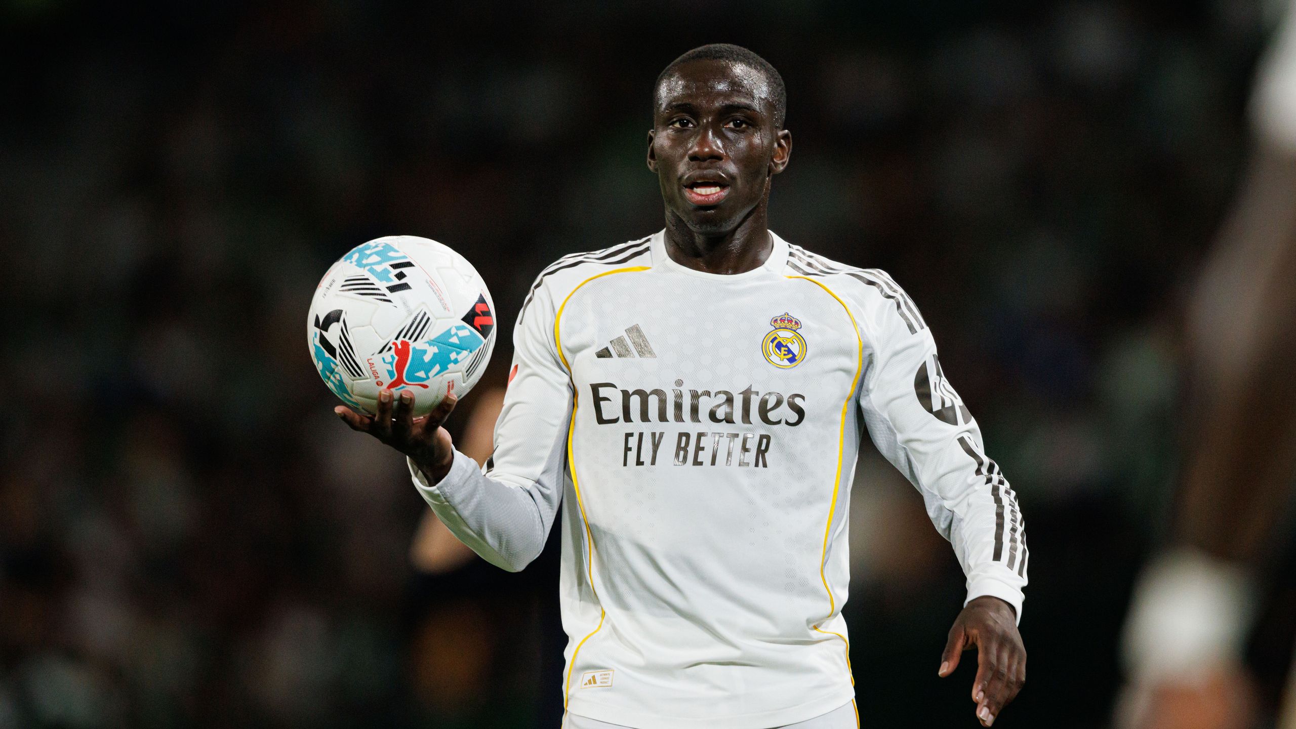 Fait divers - L'international français Ferland Mendy (Real Madrid) va être jugé  pour l'attaque présumée d'un adolescent par son chien - Eurosport