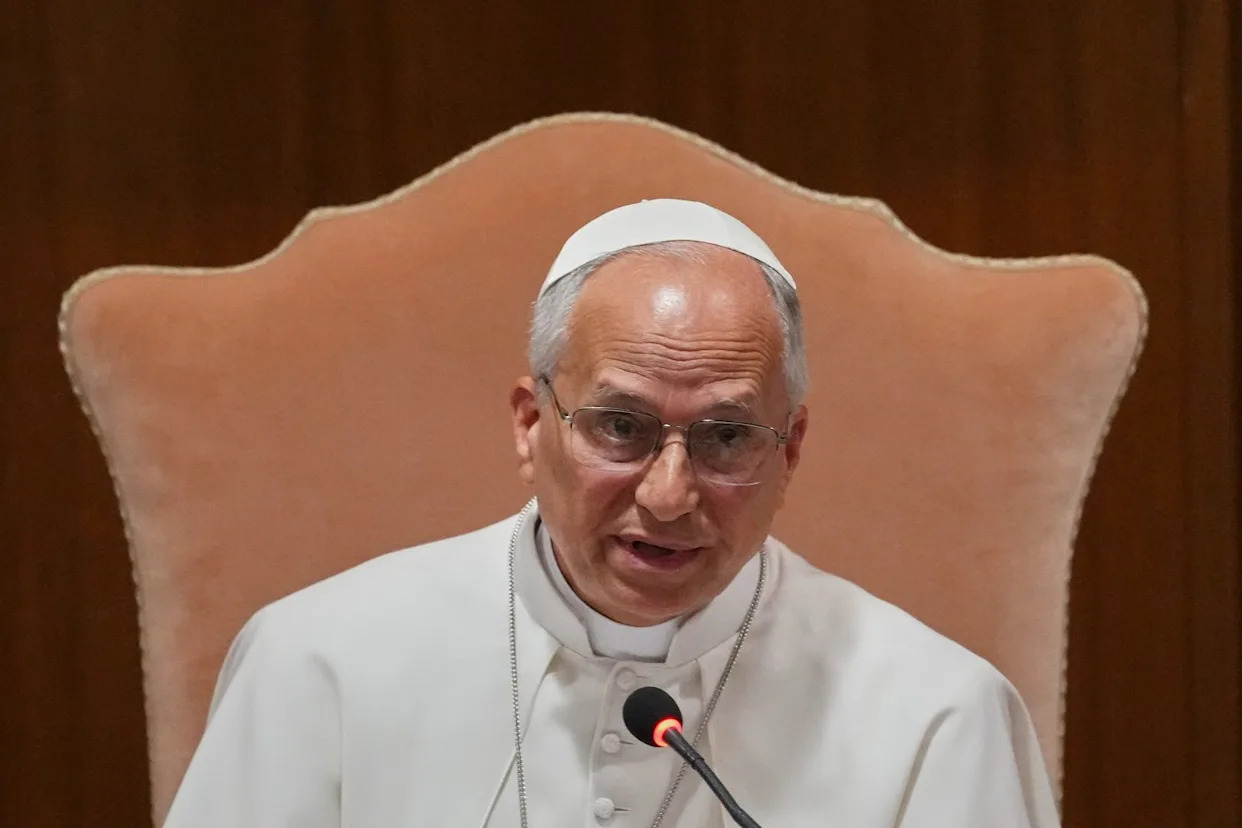 Le pape Léon XIV appelle à une réglementation stricte de l'intelligence  artificielle - Yahoo Actualités France