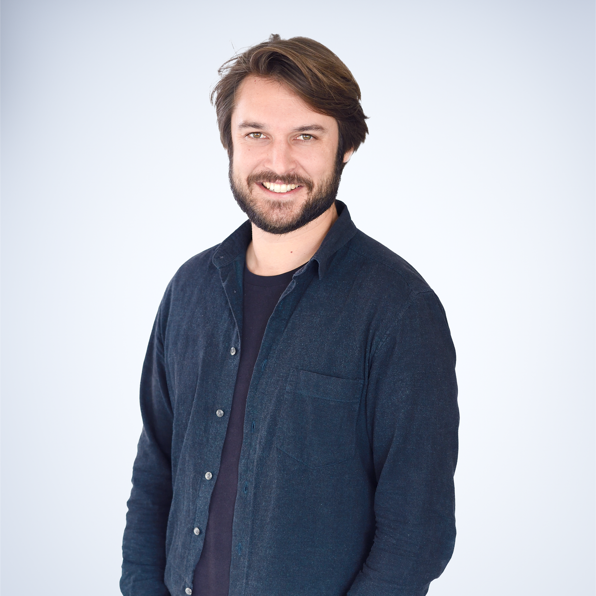 Simon Le Baron, journaliste apprécié à France Inter, devient le nouveau  matinalier de France Info