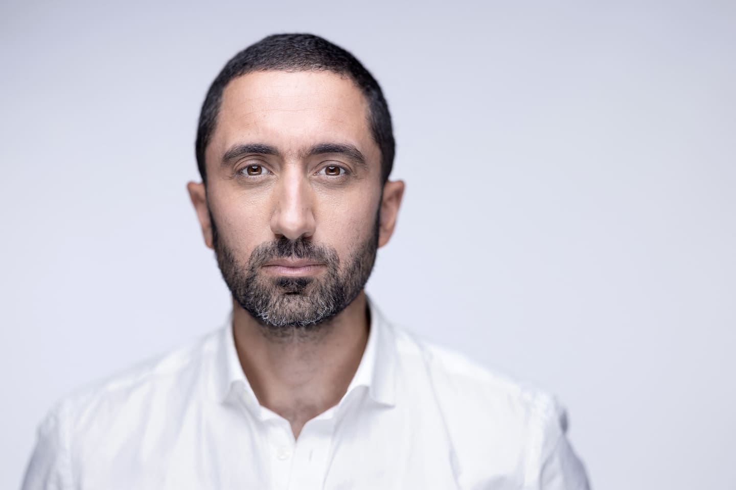 Le médecin de France 2 Jimmy Mohamed mis en retrait de France Télévisions après des accusations de violences par son ex-compagne – Libération