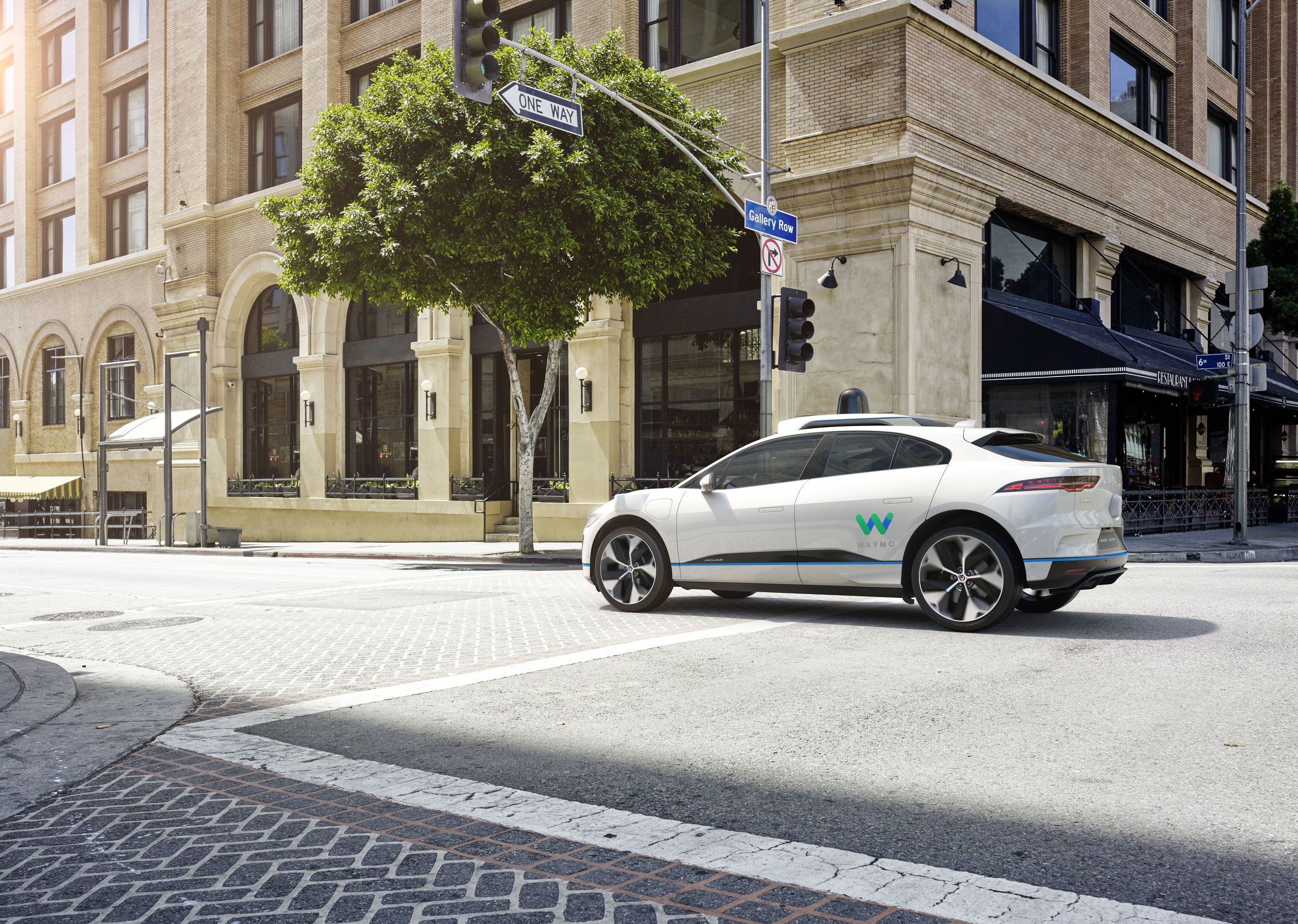 Waymo pourrait lancer son service de taxis autonomes dès le mois décembre - Numerama