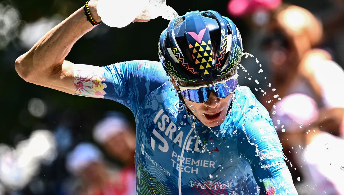 Changer de saison, avancer les horaires : face aux canicules, des scientifiques recommandent d'adapter le Tour de France - ICI