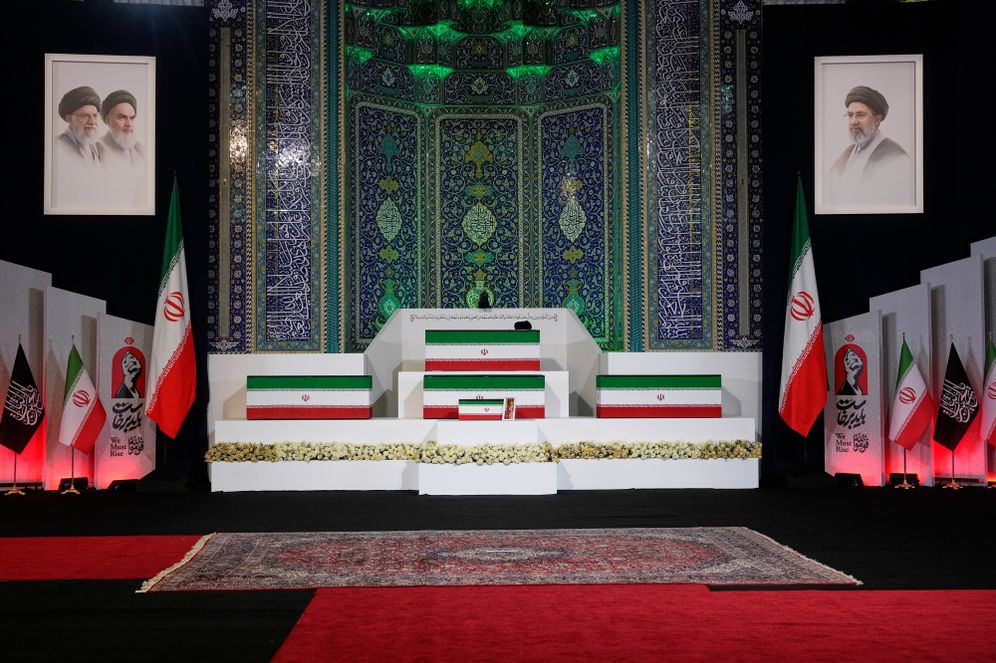 L'Iran Se Prépare Aux Funérailles D'Ali Khamenei, Des Millions De Personnes Attendues - i24NEWS