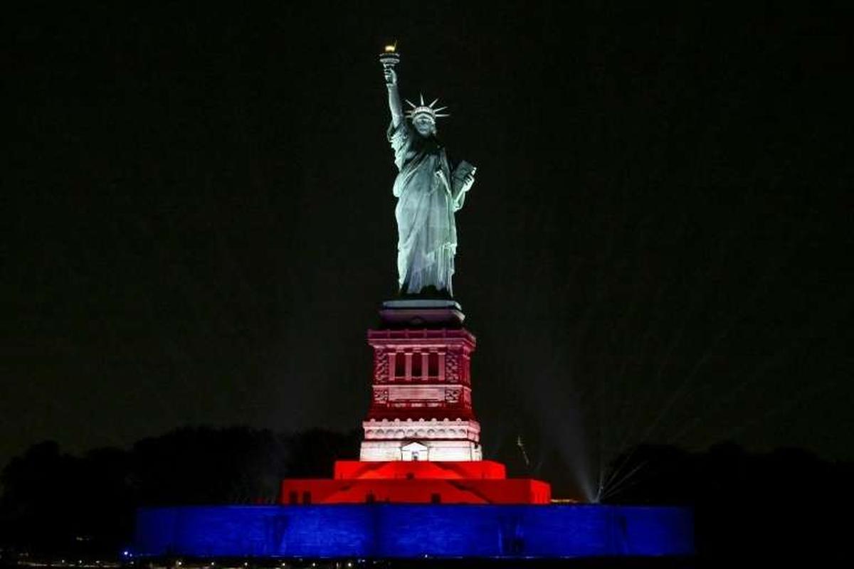 La Statue de la Liberté s'offre un son et lumières pour les 250 ans des Etats-Unis - La République des Pyrénées.fr