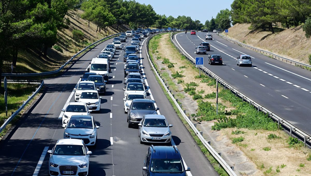 Départs en vacances : le trafic sera chargé ce week-end sur les routes, nos conseils pour éviter les bouchons - ICI