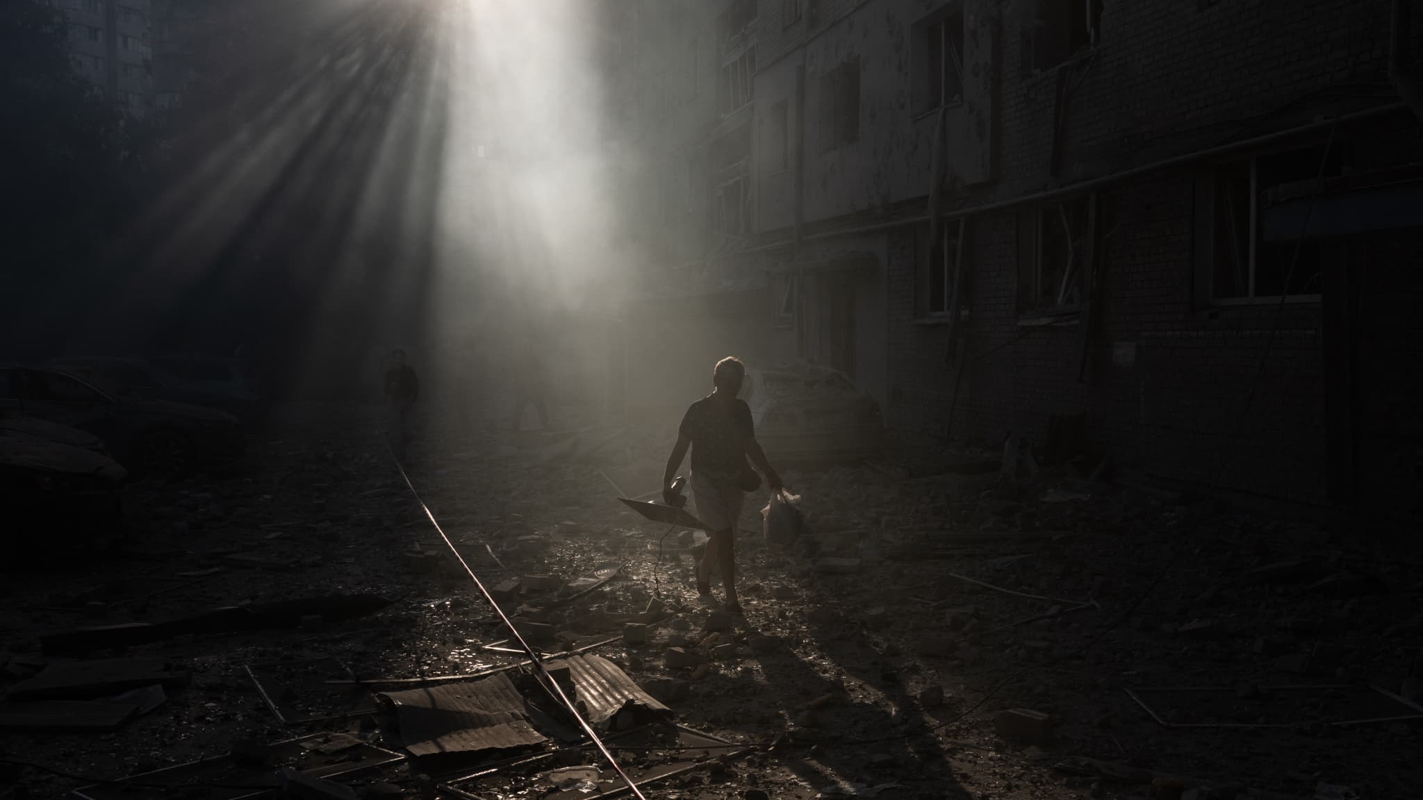 Au moins 30 morts, lourds dégâts… Ce que l'on sait de l'attaque "la plus massive" sur Kiev depuis le début de la guerre en Ukraine