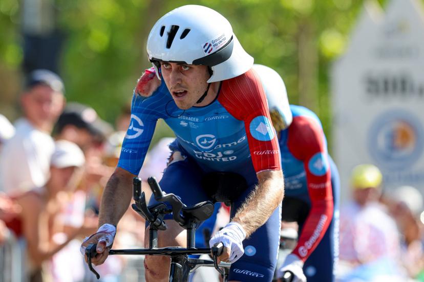 Tombé lors du chrono par équipes, Clément Berthet ne prendra pas le départ de la deuxième étape du Tour de France